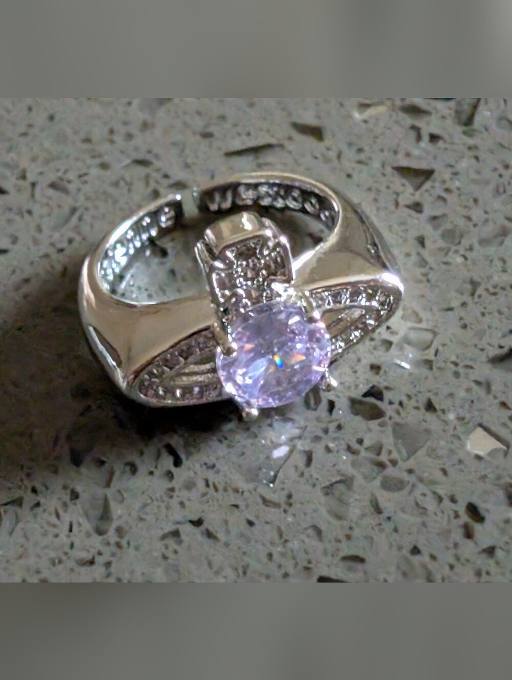 Inspired Designer Silver Ring with Lavender Light Purple Center Stone Nwot